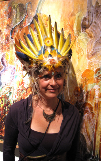 martina2_headdress_Ka_amorastreya_serpentfeathers