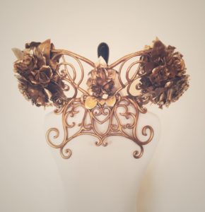 baroque-roses-collar-3
